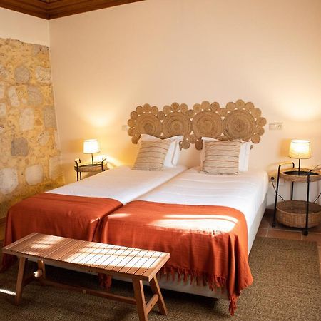 Bed and Breakfast O Pombal Alcanena Exterior foto