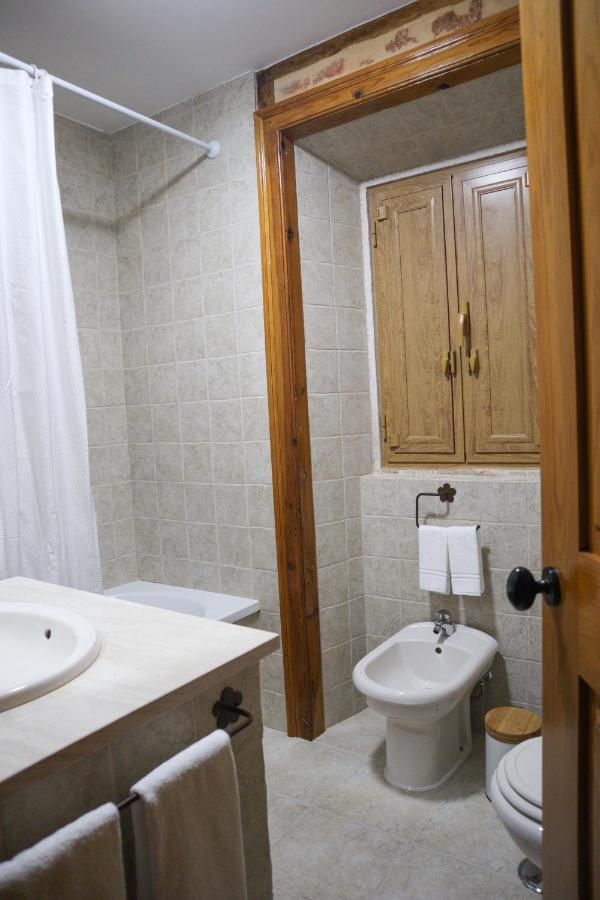 Bed and Breakfast O Pombal Alcanena Exterior foto